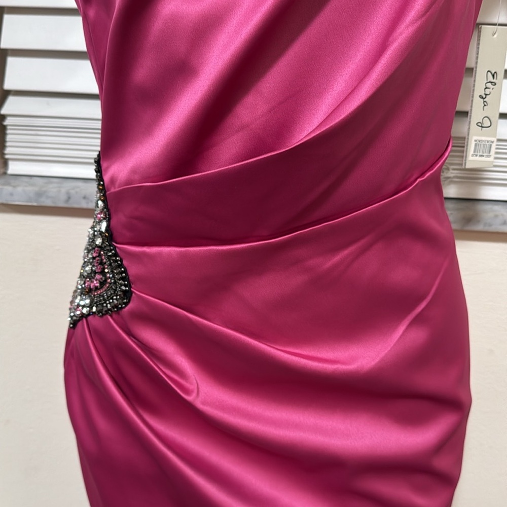 Eliza J NWT Beaded Hot Pink One Shoulder Satin Cocktail Dress size 8 sequined - Picture 5 of 9